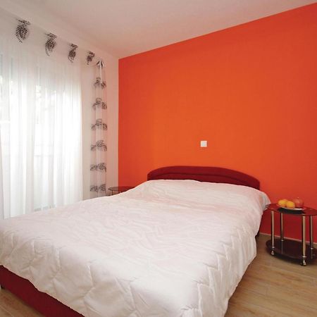 Gorgeous Apartment In Makarska With Wifi Exterior foto