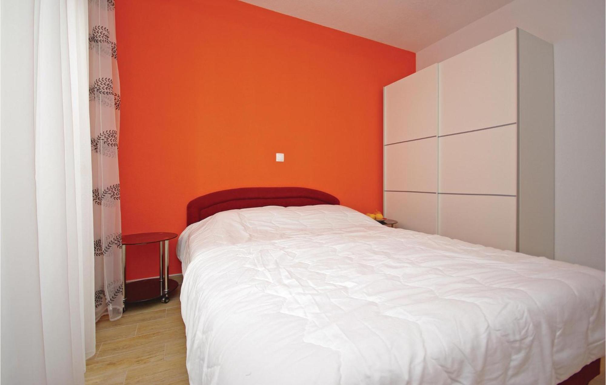 Gorgeous Apartment In Makarska With Wifi Exterior foto